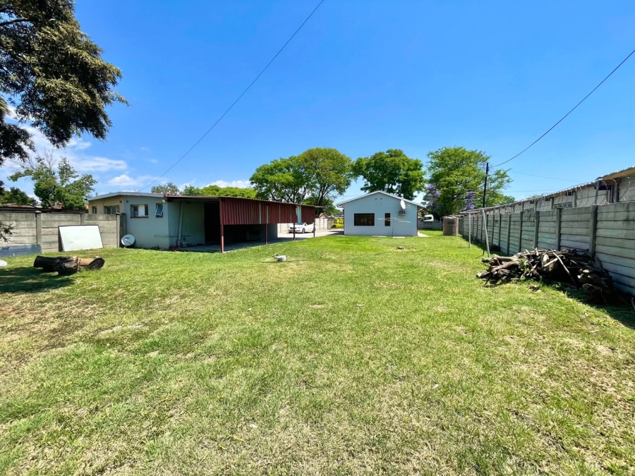 3 Bedroom Property for Sale in Rustenburg North North West